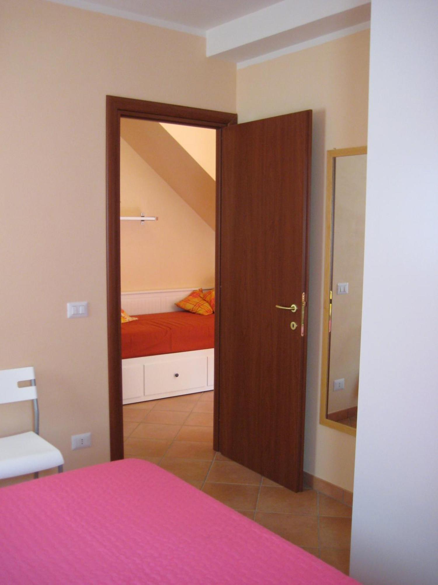 Gaia Holidays Apartments Cefalù Værelse billede