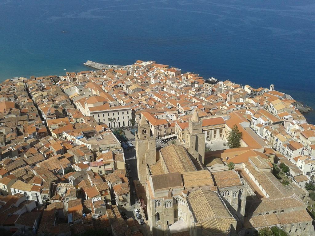 Gaia Holidays Apartments Cefalù Eksteriør billede